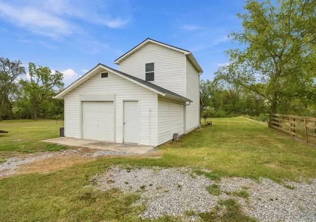 Photo 4 of Single family home for sale at 119 Dawson Ln, Lebanon, TN 37087 | MLS# 3621304 | Listing updated on 2026-10-30