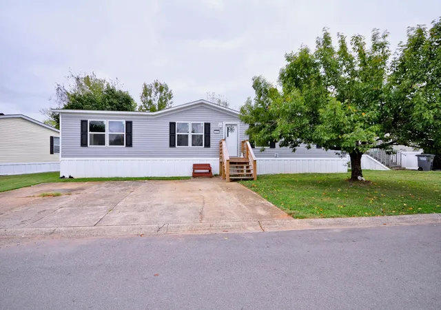 Photo 1 of Manufactured home for sale at 209 Camden Xing, Clarksville, TN 37040 | MLS# 3623134 | Listing updated on 2026-10-20