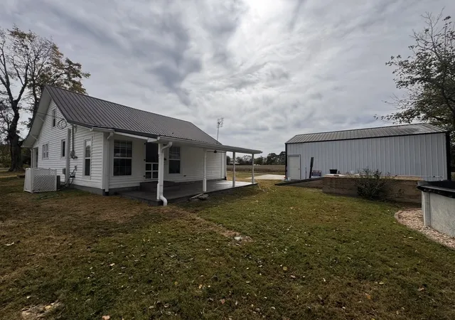 Photo 4 of Single family home for sale at 1100 Harve Brown Rd, Bethpage, TN 37022 | MLS# 3621831 | Listing updated on 2026-10-16