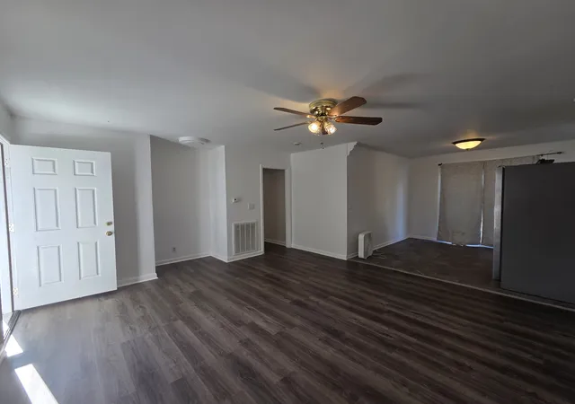 Photo 4 of Single family home for sale at 8015 Sunset Cir, Murfreesboro, TN 37129 | MLS# 3621349 | Listing updated on 2026-10-16