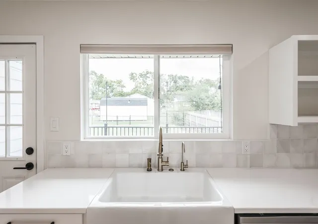 Photo 3 of Single family home for sale at 111 Cole Dr, Hendersonville, TN 37075 | MLS# 3621371 | Listing updated on 2026-10-30