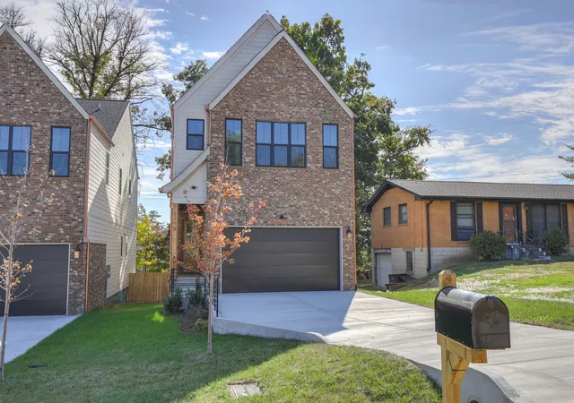 Single family home for sale at 629b Claridge Dr, Nashville, TN 37214 | MLS# 3621488