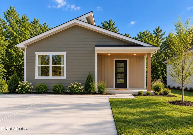 Photo 1 of Single family home for sale at 2610 Onyx Ct, Sevierville, TN 37876 | MLS# 3621473 | Listing updated on 2026-10-16