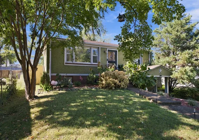 Photo 2 of Single family home for sale at 314 North 9th St, Nashville, TN 37206 | MLS# 3622635 | Listing updated on 2026-10-30