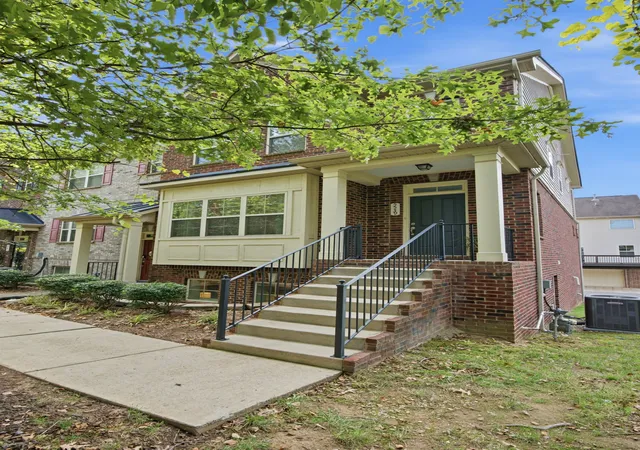 Photo 2 of Townhouse for sale at 5539 Prada Dr, Brentwood, TN 37027 | MLS# 3621896 | Listing updated on 2026-10-22