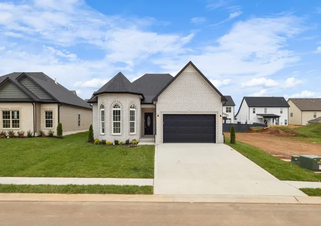 Photo 1 of Single family home for sale at 253 Kildeer Dr, Clarksville, TN 37040 | MLS# 3621546 | Listing updated on 2026-10-16
