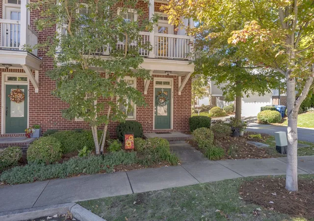 Photo 2 of Townhouse for sale at 419 Henry Russell St, Franklin, TN 37064 | MLS# 3623269 | Listing updated on 2026-10-27