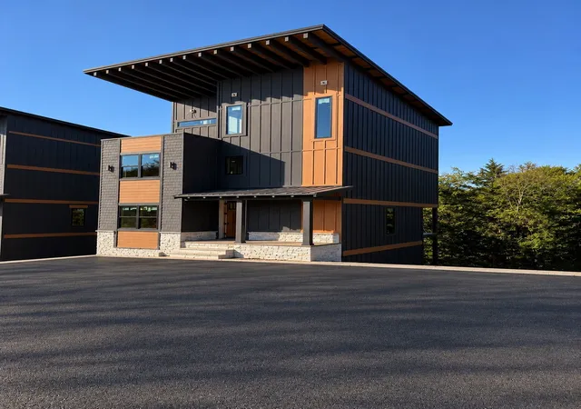 Photo 1 of Single family home for sale at 619 Summer Valley Way, Sevierville, TN 37862 | MLS# 3622540 | Listing updated on 2026-10-19