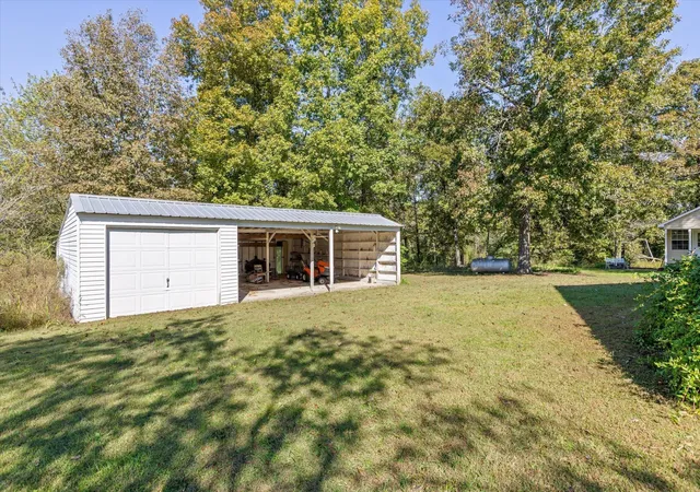 Photo 4 of Single family home for sale at 562 County Rd 783, Ider, AL 35981 | MLS# 3621711 | Listing updated on 2026-10-16
