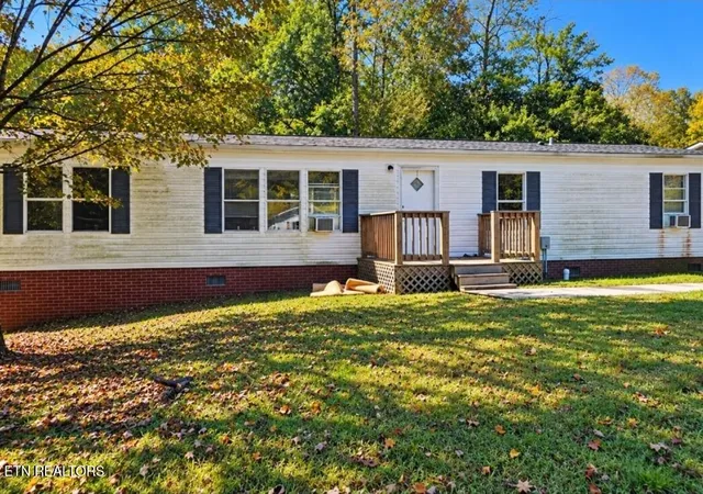 Photo 1 of Manufactured home for sale at 137 Cutters Ln, Clinton, TN 37716 | MLS# 3621747 | Listing updated on 2026-10-22