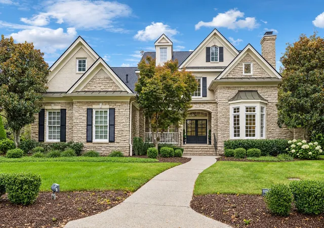 Single family home for sale at 528 Brennan Ln, Franklin, TN 37067 | MLS# 3622274