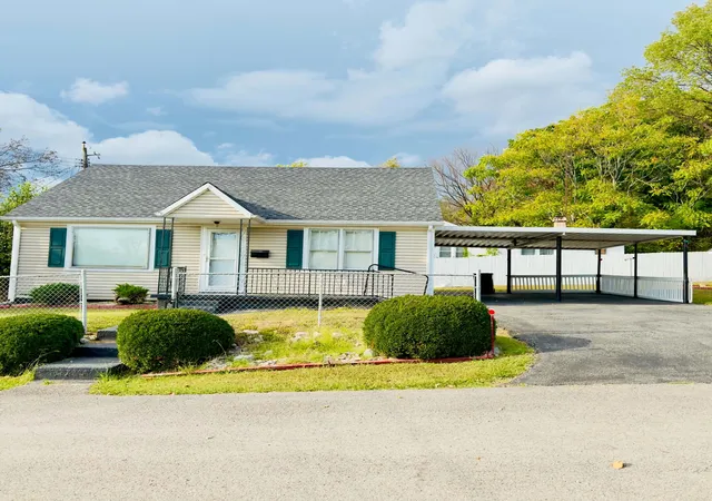 Photo 1 of Single family home for sale at 1206 Cates St, Hopkinsville, KY 42240 | MLS# 3621797 | Listing updated on 2026-10-16