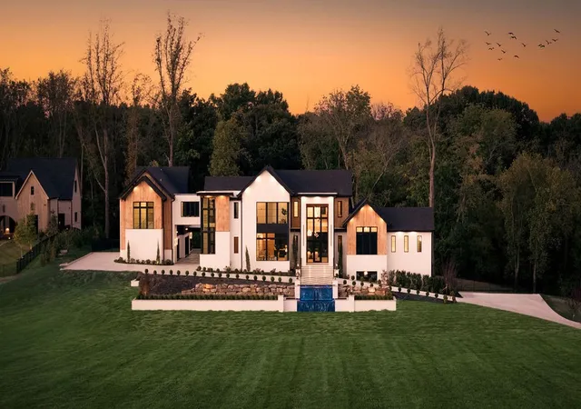 Photo 1 of Mansion for sale at 9636 Concord Rd, Brentwood, TN 37027 | MLS# 3624340 | Listing updated on 2026-10-31