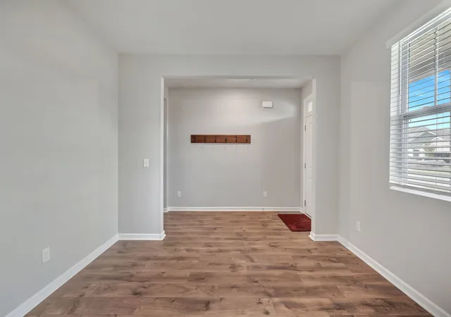 Photo 4 of Single family home for sale at 4070 Beach Way, White House, TN 37188 | MLS# 3621900 | Listing updated on 2026-10-21