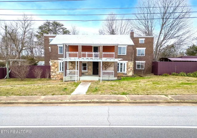 Photo 3 of Single family home for sale at 3185 N Hwy 411n Pl, Englewood, TN 37329 | MLS# 3621922 | Listing updated on 2026-10-17