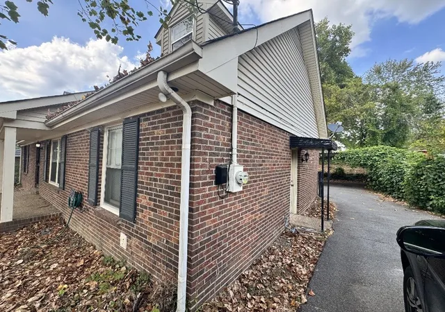 Photo 1 of Single family home for sale at 718 Dutchmans Ct, Hermitage, TN 37076 | MLS# 3621948 | Listing updated on 2026-10-29
