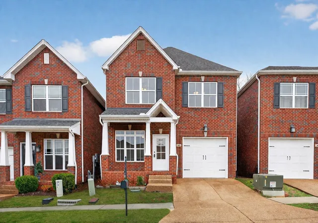 Photo 1 of Single family home for sale at 804 Indian Ridge Cir, White House, TN 37188 | MLS# 3621964 | Listing updated on 2026-10-17