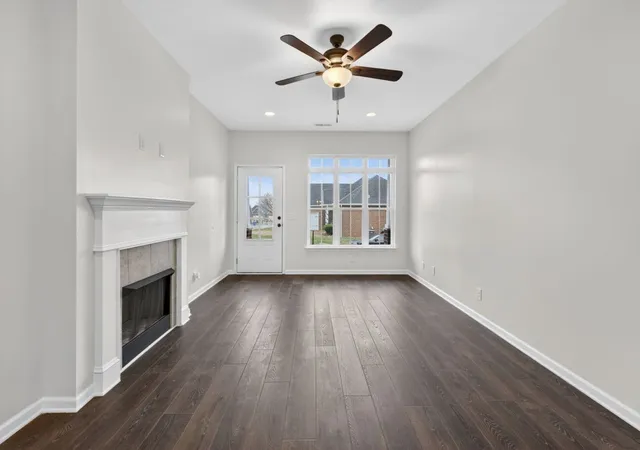Photo 2 of Single family home for sale at 804 Indian Ridge Cir, White House, TN 37188 | MLS# 3621964 | Listing updated on 2026-10-17