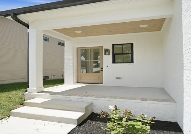 Photo 4 of Single family home for sale at 565b Croley Dr, Nashville, TN 37209 | MLS# 3622003 | Listing updated on 2026-10-29