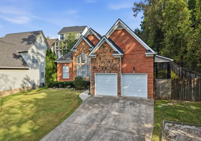 Photo 2 of Single family home for sale at 1304 Cornwalls Way, Chattanooga, TN 37421 | MLS# 3622013 | Listing updated on 2026-10-23