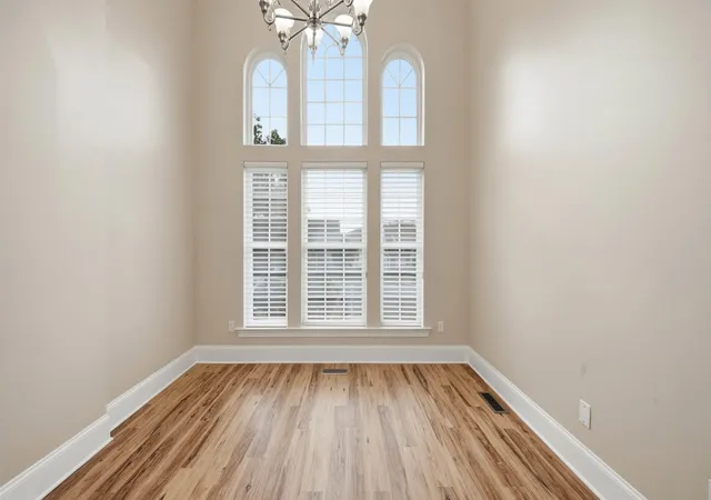 Photo 4 of Single family home for sale at 1304 Cornwalls Way, Chattanooga, TN 37421 | MLS# 3622013 | Listing updated on 2026-10-23