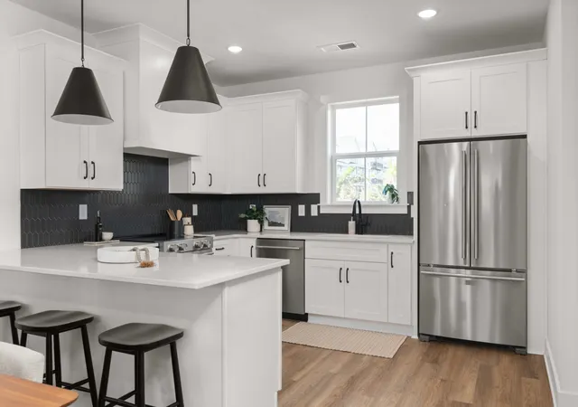 Photo 1 of Townhouse for sale at 121 Hart Ln, Nashville, TN 37207 | MLS# 3622018 | Listing updated on 2026-10-28