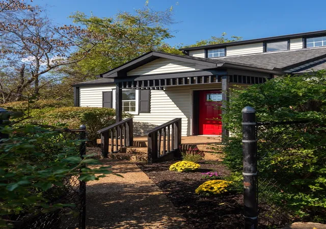 Photo 3 of Single family home for sale at 305 Wiley St, Madison, TN 37115 | MLS# 3622122 | Listing updated on 2026-10-29