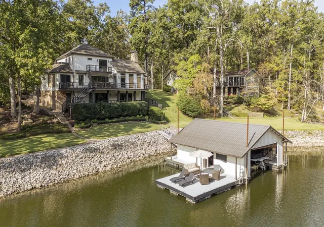 Photo 1 of Single family home for sale at 89 Edgewood Ln, Iuka, MS 38852 | MLS# 3622029 | Listing updated on 2026-10-19