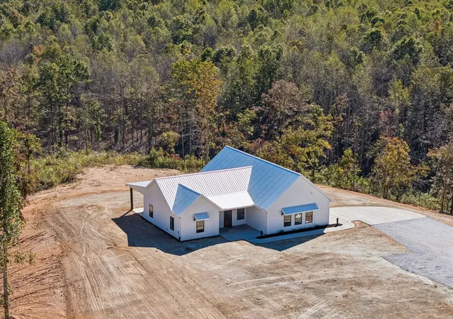 Single family home for sale at 2485 Highway 438, Centerville, TN 37033 | MLS# 3622891 | Listing updated on 2026-10-27