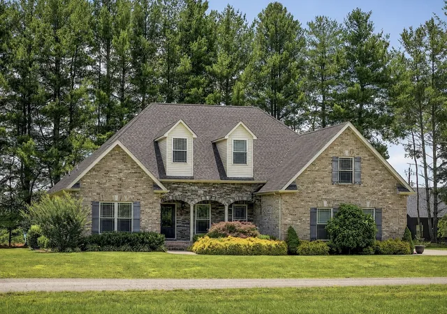 Photo 1 of Single family home for sale at 139 Chestnut Oak Ave, Smithville, TN 37166 | MLS# 3622135 | Listing updated on 2026-10-28