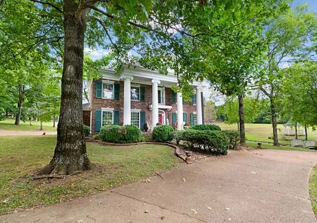 Photo 4 of Single family home for sale at 2142 Braly Ln, Pulaski, TN 38478 | MLS# 3622760 | Listing updated on 2026-10-23