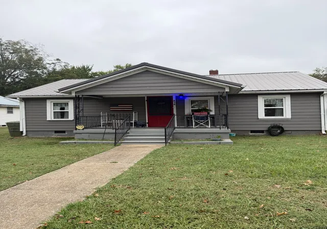 Photo 2 of Sale Pending at 414 2nd Street, Lawrenceburg, TN 38464 | MLS# 3622357 | Listing updated on 2026-10-26