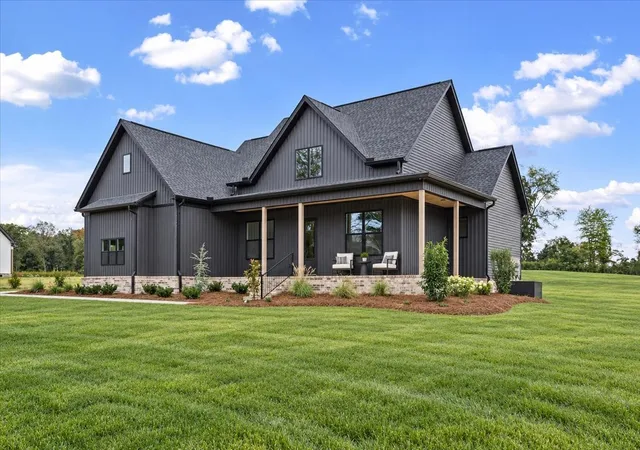 Single family home for sale at 166 Lightfoot Ln, Estill Springs, TN 37330 | MLS# 3622237 | Listing updated on 2026-10-19