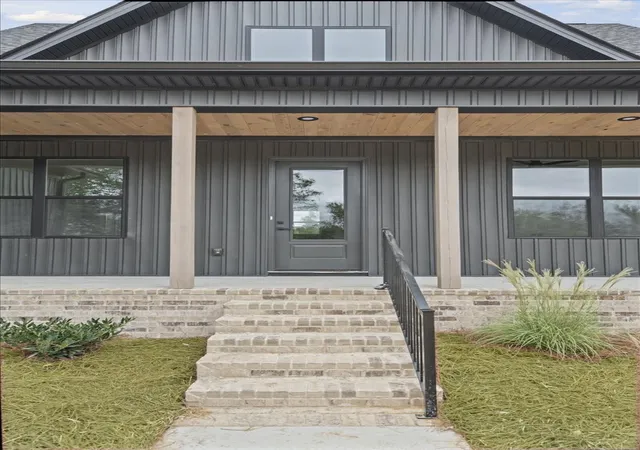 Photo 3 of Single family home for sale at 166 Lightfoot Ln, Estill Springs, TN 37330 | MLS# 3622237 | Listing updated on 2026-10-19