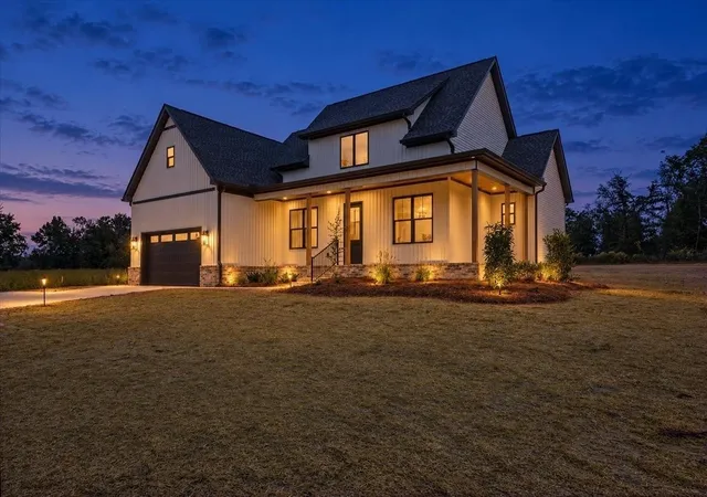 Photo 1 of Single family home for sale at 198 Lightfoot Ln, Estill Springs, TN 37330 | MLS# 3622236 | Listing updated on 2026-10-19