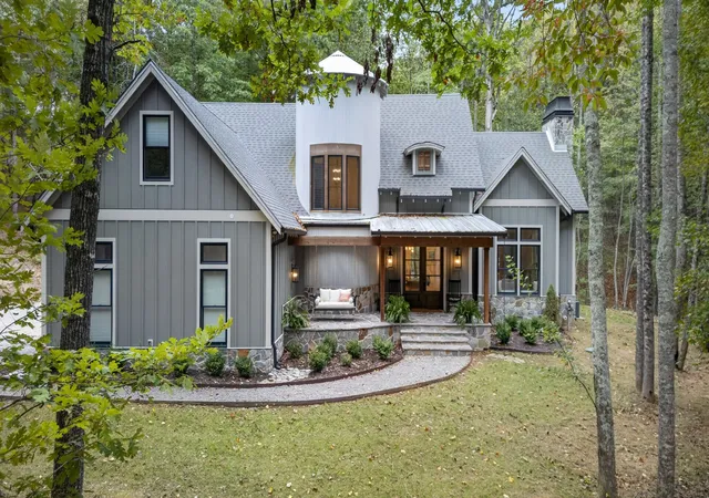 Photo 2 of Single family home for sale at 113 Lake Louisa Loop, Monteagle, TN 37356 | MLS# 3623112 | Listing updated on 2026-10-29