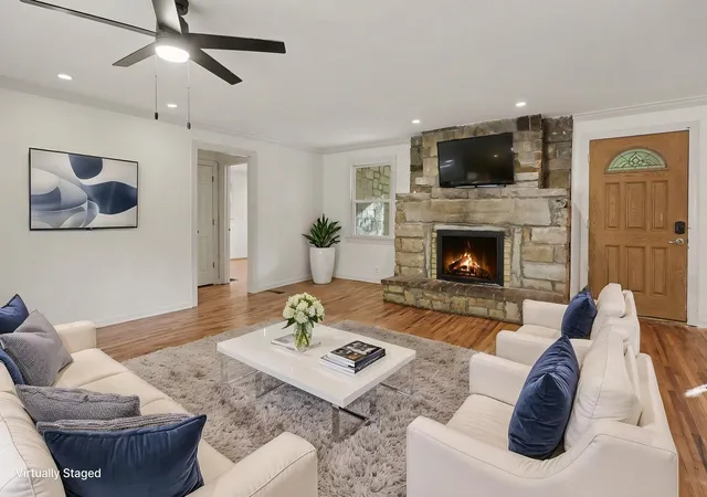 Photo 4 of Single family home for sale at 1217 Hitt Ln, Goodlettsville, TN 37072 | MLS# 3622904 | Listing updated on 2026-10-22