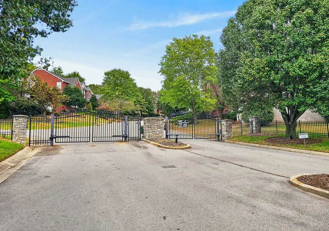 Photo 1 of Townhouse for sale at 426 Old Towne Dr, Brentwood, TN 37027 | MLS# 3622677 | Listing updated on 2026-10-30