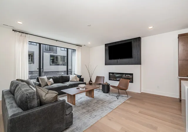 Photo 2 of Townhouse for sale at 544a Rosedale Ave #11, Nashville, TN 37211 | MLS# 3622912 | Listing updated on 2026-10-20