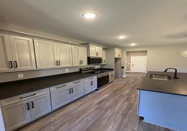 Photo 4 of Single family home for sale at 6071 Hurricane Crk Rd, Woodbury, TN 37190 | MLS# 3622618 | Listing updated on 2026-10-28