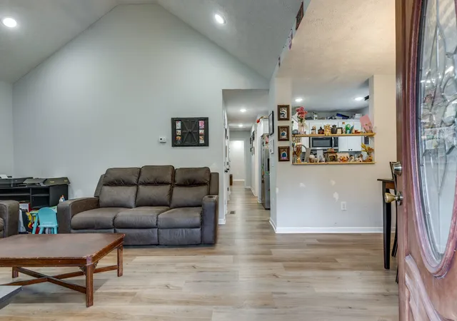 Photo 1 of Single family home for sale at 138 Fairview Ave, Cornersville, TN 37047 | MLS# 3622446 | Listing updated on 2026-10-19