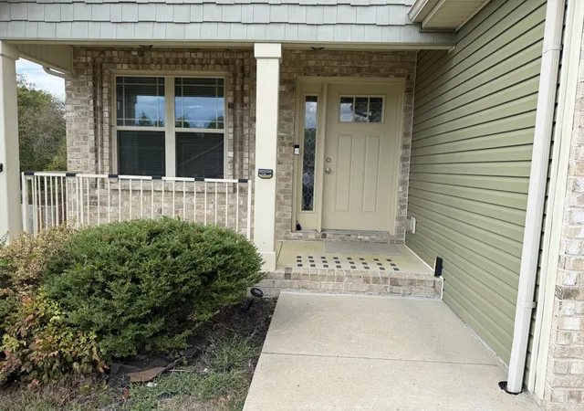 Photo 2 of Single family home for sale at 222 Hillview Way, Springfield, TN 37172 | MLS# 3624890 | Listing updated on 2026-10-23