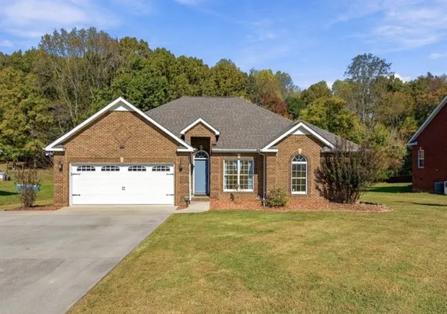 Single family home for sale at 29 Rebecca Ln E, Estill Springs, TN 37330 | MLS# 3622373 | Listing updated on 2026-10-29