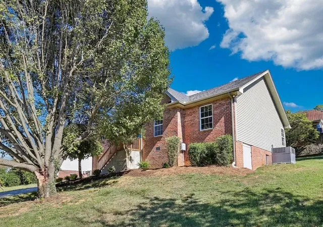 Single family home for sale at 120 Jesse Brown Dr, Goodlettsville, TN 37072 | MLS# 3623409