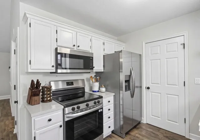 Photo 4 of Single family home for sale at 120 Jesse Brown Dr, Goodlettsville, TN 37072 | MLS# 3623409 | Listing updated on 2026-10-23