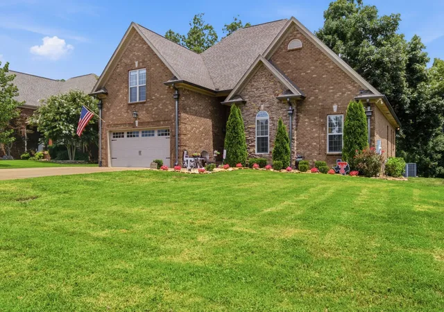 Photo 1 of Single family home for sale at 1109 Secretariat Dr, Mount Juliet, TN 37122 | MLS# 3622513 | Listing updated on 2026-10-19