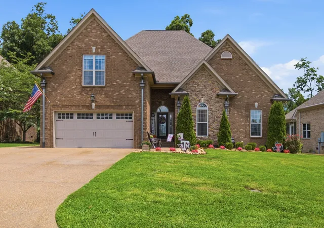 Photo 1 of Single family home for sale at 1109 Secretariat Dr, Mount Juliet, TN 37122 | MLS# 3622513 | Listing updated on 2026-10-19