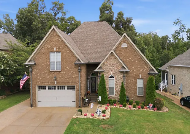 Photo 3 of Single family home for sale at 1109 Secretariat Dr, Mount Juliet, TN 37122 | MLS# 3622513 | Listing updated on 2026-10-19