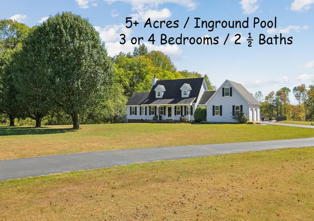 Single family home for sale at 185 Johns Crk Rd, Lafayette, TN 37083 | MLS# 3624023