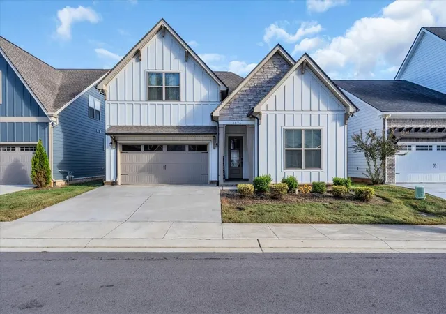 Photo 1 of Single family home for sale at 3626 Jacaranda Ln, Murfreesboro, TN 37129 | MLS# 3623770 | Listing updated on 2026-10-30